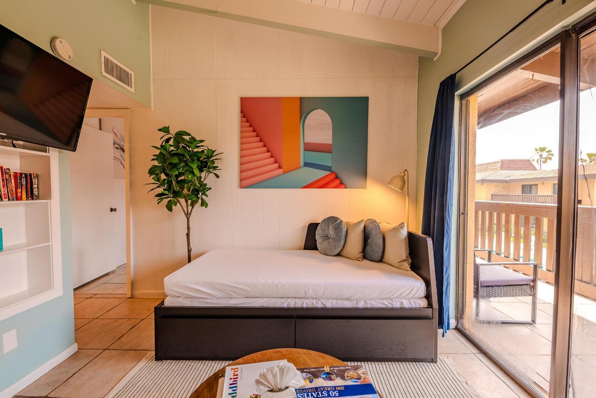 Kingfishers Retreat Serene 1Br Escape With Balcony 207 South Padre Island Eksteriør billede